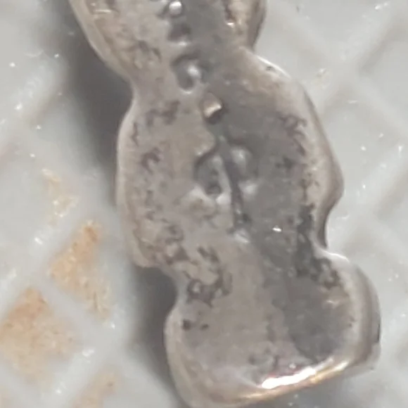 Totem pole charm on sterling chain native - Picture 11 of 13